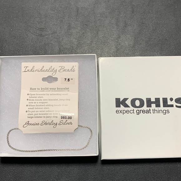 7.5” Sterling Silver Bracelet - Picture 1 of 3